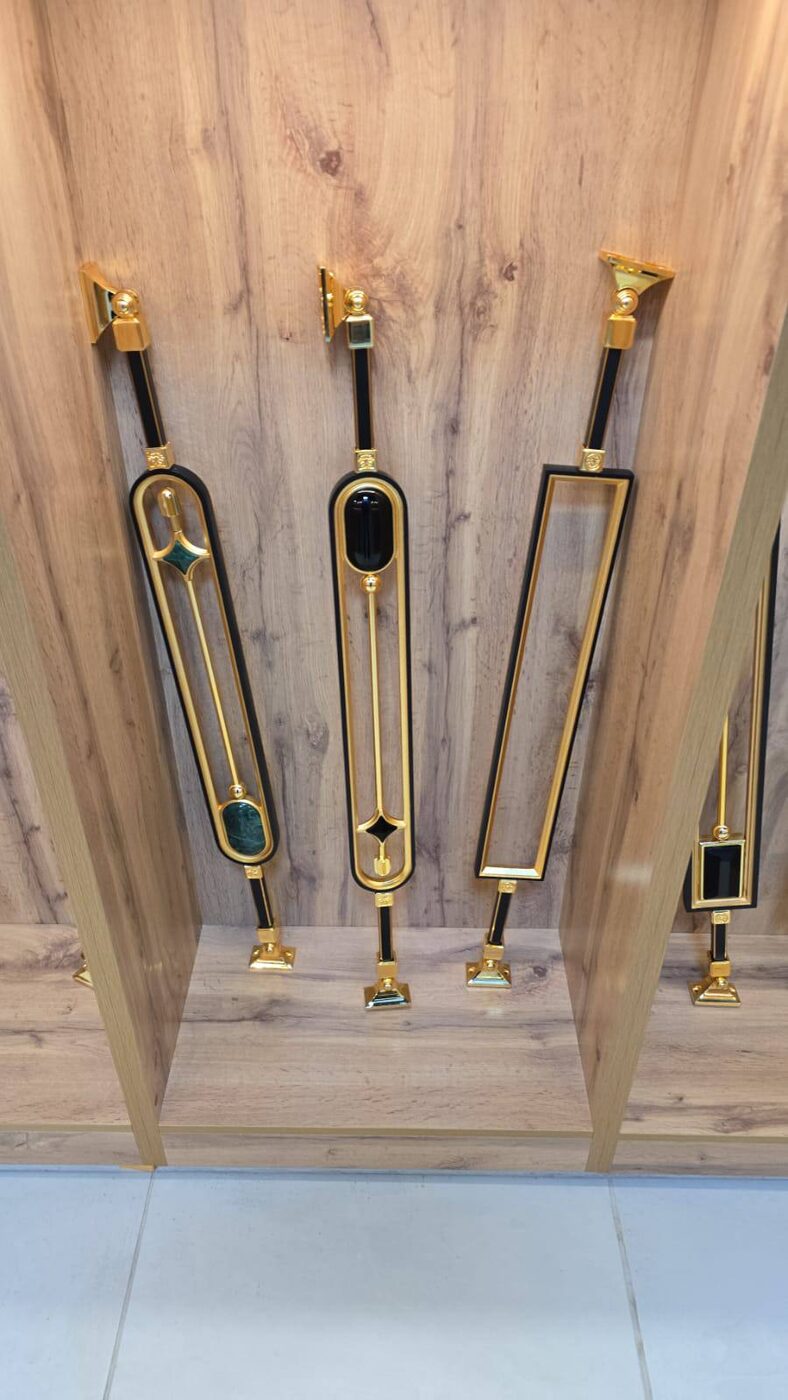 Showroom mit Treppengeländer-Modellen